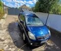 Синий Тойота Королла Версо, объемом двигателя 2 л и пробегом 328 тыс. км за 4400 $, фото 1 на Automoto.ua