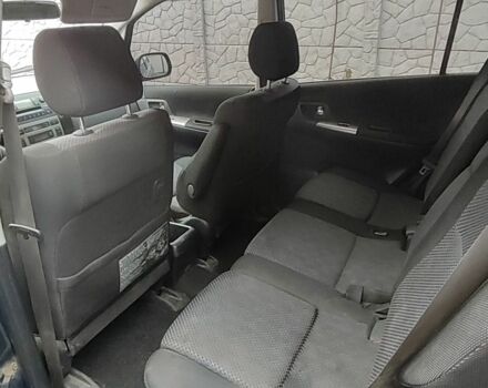 Синій Тойота Королла Версо, об'ємом двигуна 2 л та пробігом 300 тис. км за 1800 $, фото 6 на Automoto.ua