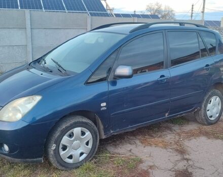 Синій Тойота Королла Версо, об'ємом двигуна 2 л та пробігом 300 тис. км за 1800 $, фото 1 на Automoto.ua