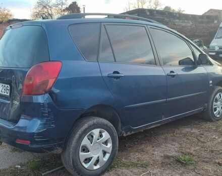 Синій Тойота Королла Версо, об'ємом двигуна 2 л та пробігом 300 тис. км за 1800 $, фото 3 на Automoto.ua