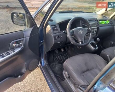 Синій Тойота Королла Версо, об'ємом двигуна 1.8 л та пробігом 240 тис. км за 4300 $, фото 4 на Automoto.ua