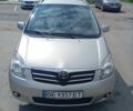 Синий Тойота Королла Версо, объемом двигателя 2 л и пробегом 300 тыс. км за 4400 $, фото 1 на Automoto.ua