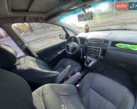 Синій Тойота Королла Версо, об'ємом двигуна 1.8 л та пробігом 240 тис. км за 4300 $, фото 10 на Automoto.ua