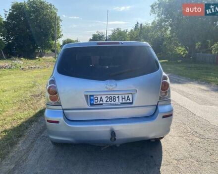 Синій Тойота Королла Версо, об'ємом двигуна 2 л та пробігом 381 тис. км за 5500 $, фото 3 на Automoto.ua