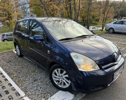 Синий Тойота Королла Версо, объемом двигателя 2 л и пробегом 283 тыс. км за 2400 $, фото 1 на Automoto.ua