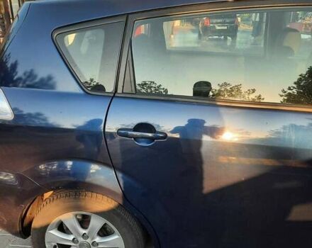 Синий Тойота Королла Версо, объемом двигателя 2.23 л и пробегом 275 тыс. км за 6800 $, фото 20 на Automoto.ua