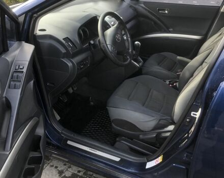 Синий Тойота Королла Версо, объемом двигателя 2.2 л и пробегом 320 тыс. км за 5700 $, фото 4 на Automoto.ua