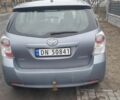 Синий Тойота Королла Версо, объемом двигателя 2 л и пробегом 290 тыс. км за 140000 $, фото 2 на Automoto.ua