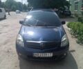 Синий Тойота Королла Версо, объемом двигателя 2 л и пробегом 250 тыс. км за 4200 $, фото 1 на Automoto.ua