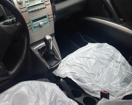 Синий Тойота Королла Версо, объемом двигателя 2.2 л и пробегом 355 тыс. км за 6500 $, фото 3 на Automoto.ua