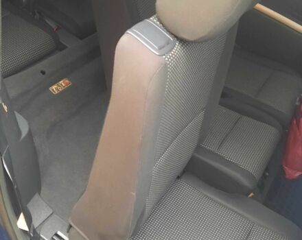 Синий Тойота Королла Версо, объемом двигателя 2.2 л и пробегом 355 тыс. км за 6500 $, фото 5 на Automoto.ua