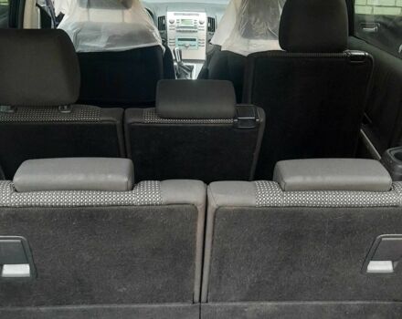 Синий Тойота Королла Версо, объемом двигателя 2.2 л и пробегом 355 тыс. км за 6500 $, фото 7 на Automoto.ua