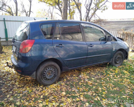 Синий Тойота Королла Версо, объемом двигателя 1.8 л и пробегом 270 тыс. км за 1150 $, фото 1 на Automoto.ua