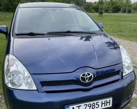 Синій Тойота Королла Версо, об'ємом двигуна 2 л та пробігом 314 тис. км за 5600 $, фото 1 на Automoto.ua