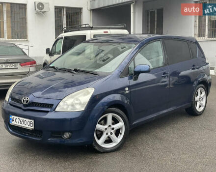 Синий Тойота Королла Версо, объемом двигателя 2.23 л и пробегом 340 тыс. км за 5500 $, фото 1 на Automoto.ua