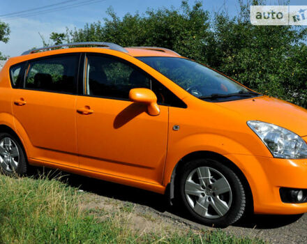 Оранжевый Тойота Королла Версо, объемом двигателя 2.23 л и пробегом 131 тыс. км за 7000 $, фото 3 на Automoto.ua
