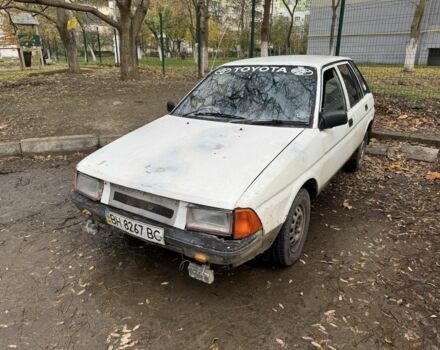 Белый Тойота Королла, объемом двигателя 1.5 л и пробегом 500 тыс. км за 450 $, фото 2 на Automoto.ua