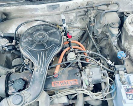 Белый Тойота Королла, объемом двигателя 1.3 л и пробегом 300 тыс. км за 1300 $, фото 12 на Automoto.ua