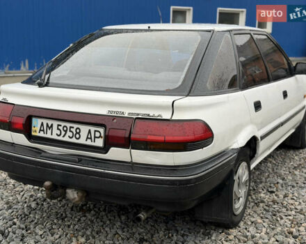 Белый Тойота Королла, объемом двигателя 1.3 л и пробегом 350 тыс. км за 1200 $, фото 8 на Automoto.ua