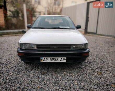 Белый Тойота Королла, объемом двигателя 1.3 л и пробегом 270 тыс. км за 1300 $, фото 4 на Automoto.ua