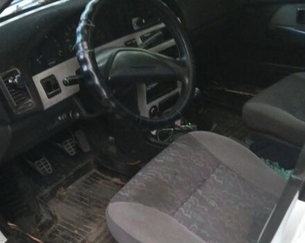 Белый Тойота Королла, объемом двигателя 1.3 л и пробегом 111 тыс. км за 1000 $, фото 3 на Automoto.ua