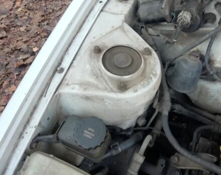 Білий Тойота Королла, об'ємом двигуна 0 л та пробігом 402 тис. км за 1500 $, фото 4 на Automoto.ua