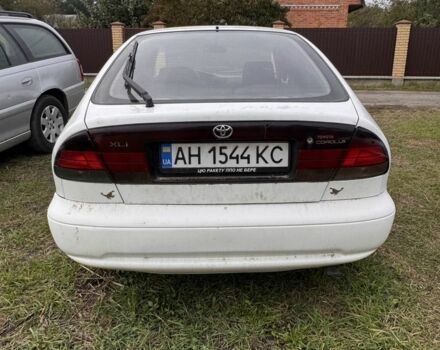 Белый Тойота Королла, объемом двигателя 1.4 л и пробегом 250 тыс. км за 1500 $, фото 3 на Automoto.ua