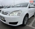 Белый Тойота Королла, объемом двигателя 1.4 л и пробегом 169 тыс. км за 5000 $, фото 2 на Automoto.ua