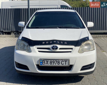 Белый Тойота Королла, объемом двигателя 1.4 л и пробегом 227 тыс. км за 3555 $, фото 1 на Automoto.ua