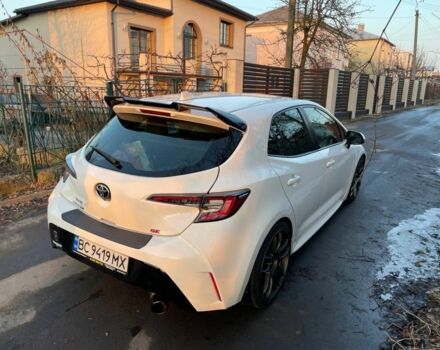 Белый Тойота Королла, объемом двигателя 2 л и пробегом 49 тыс. км за 16300 $, фото 2 на Automoto.ua