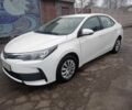 Белый Тойота Королла, объемом двигателя 1.3 л и пробегом 179 тыс. км за 10500 $, фото 4 на Automoto.ua