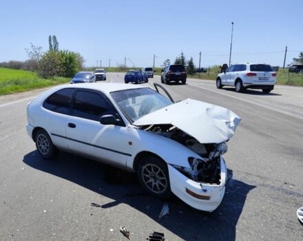 Білий Тойота Королла, об'ємом двигуна 0 л та пробігом 277 тис. км за 700 $, фото 5 на Automoto.ua