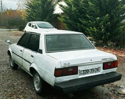 Белый Тойота Королла, объемом двигателя 1.5 л и пробегом 268 тыс. км за 800 $, фото 3 на Automoto.ua