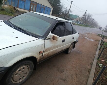 Белый Тойота Королла, объемом двигателя 1.6 л и пробегом 150 тыс. км за 1200 $, фото 1 на Automoto.ua