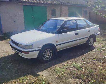 Белый Тойота Королла, объемом двигателя 1.59 л и пробегом 400 тыс. км за 800 $, фото 2 на Automoto.ua