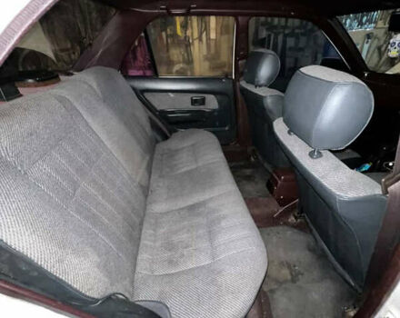 Белый Тойота Королла, объемом двигателя 0 л и пробегом 300 тыс. км за 300 $, фото 4 на Automoto.ua