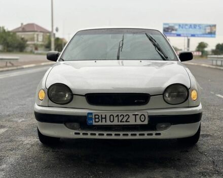 Белый Тойота Королла, объемом двигателя 1.3 л и пробегом 200 тыс. км за 2200 $, фото 2 на Automoto.ua