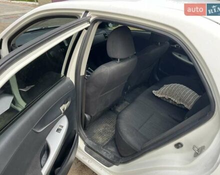 Белый Тойота Королла, объемом двигателя 1.6 л и пробегом 322 тыс. км за 6700 $, фото 10 на Automoto.ua