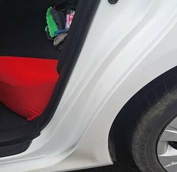 Белый Тойота Королла, объемом двигателя 1.6 л и пробегом 153 тыс. км за 8200 $, фото 3 на Automoto.ua