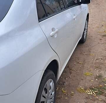 Белый Тойота Королла, объемом двигателя 1.6 л и пробегом 153 тыс. км за 8200 $, фото 1 на Automoto.ua