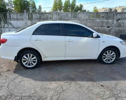 Білий Тойота Королла, об'ємом двигуна 1.6 л та пробігом 300 тис. км за 5600 $, фото 1 на Automoto.ua