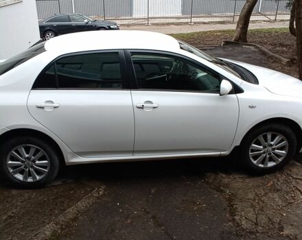 Белый Тойота Королла, объемом двигателя 1.6 л и пробегом 189 тыс. км за 6600 $, фото 2 на Automoto.ua