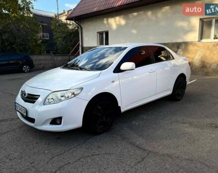 Белый Тойота Королла, объемом двигателя 1.6 л и пробегом 190 тыс. км за 7000 $, фото 1 на Automoto.ua