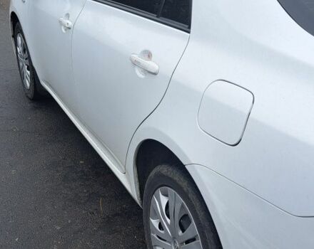 Белый Тойота Королла, объемом двигателя 0 л и пробегом 153 тыс. км за 8300 $, фото 3 на Automoto.ua