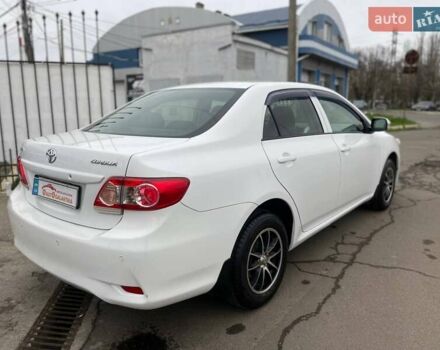 Белый Тойота Королла, объемом двигателя 1.33 л и пробегом 189 тыс. км за 7199 $, фото 3 на Automoto.ua