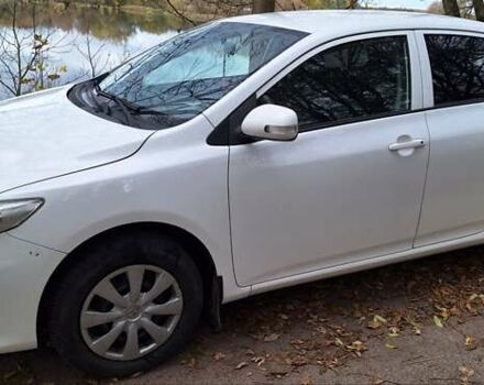 Белый Тойота Королла, объемом двигателя 1.3 л и пробегом 279 тыс. км за 6500 $, фото 6 на Automoto.ua