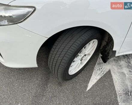 Белый Тойота Королла, объемом двигателя 1.6 л и пробегом 153 тыс. км за 9800 $, фото 16 на Automoto.ua