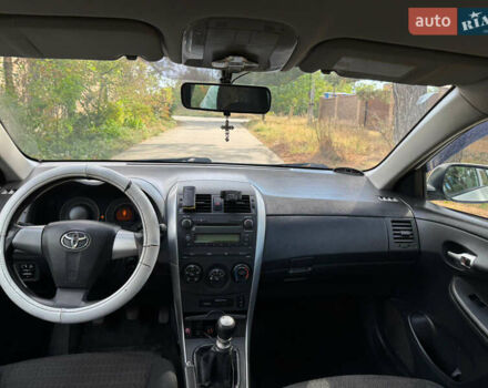 Белый Тойота Королла, объемом двигателя 1.33 л и пробегом 188 тыс. км за 6600 $, фото 19 на Automoto.ua