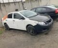 Белый Тойота Королла, объемом двигателя 1.33 л и пробегом 215 тыс. км за 1900 $, фото 1 на Automoto.ua
