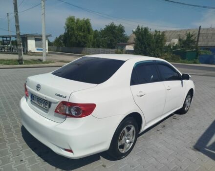 Белый Тойота Королла, объемом двигателя 1.3 л и пробегом 301 тыс. км за 7900 $, фото 1 на Automoto.ua